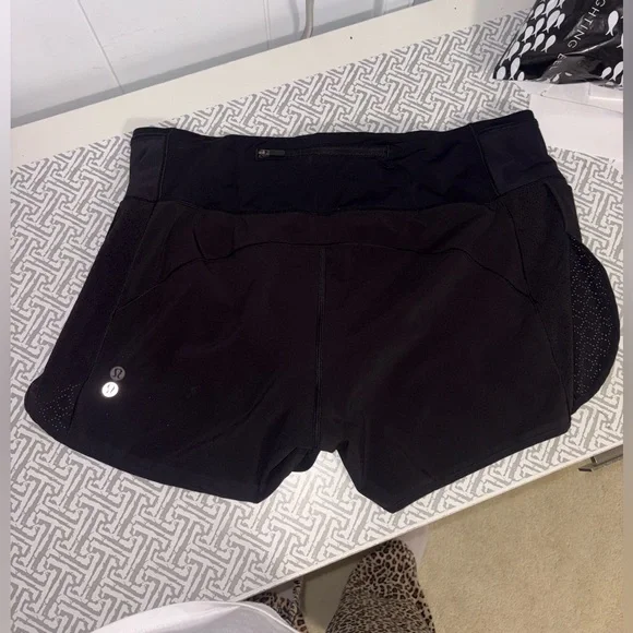 Lululemon Women's Black Athletic size 12 Shorts - Picture 6 of 9